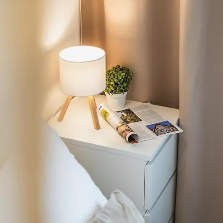 Appartement Balcony Near Airport W Free Parking *